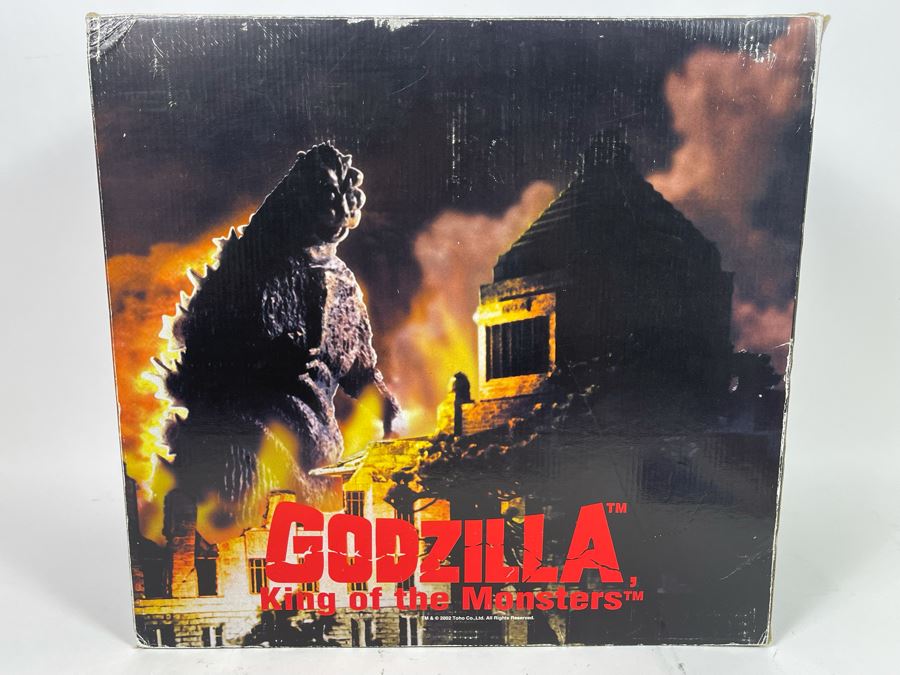 Limited Edition Godzilla Classic Series 12' Tall Painted Polyester Resin Statue With Deluxe Base Sculpted By Hideki Motoki XPlus With Original Box [Photo 15]