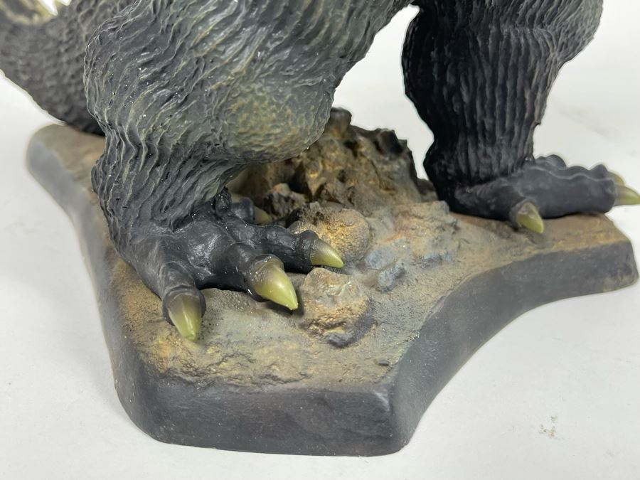 Limited Edition Godzilla Classic Series 12' Tall Painted Polyester Resin Statue With Deluxe Base Sculpted By Hideki Motoki XPlus With Original Box [Photo 13]