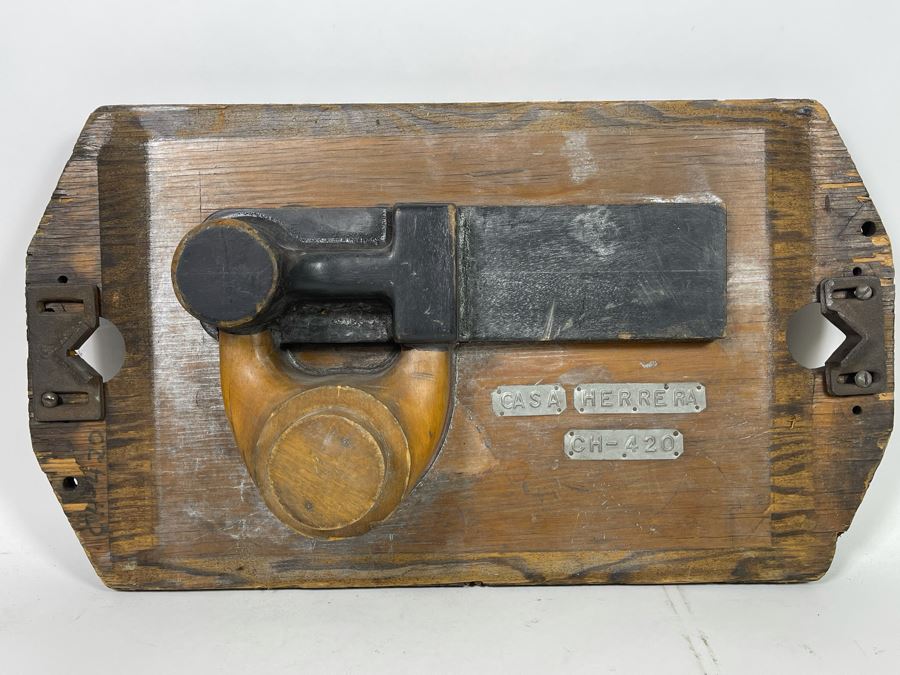 Wooden 3-D Molds Wall Plaque Casa Herrera 25 X 14 [Photo 3]