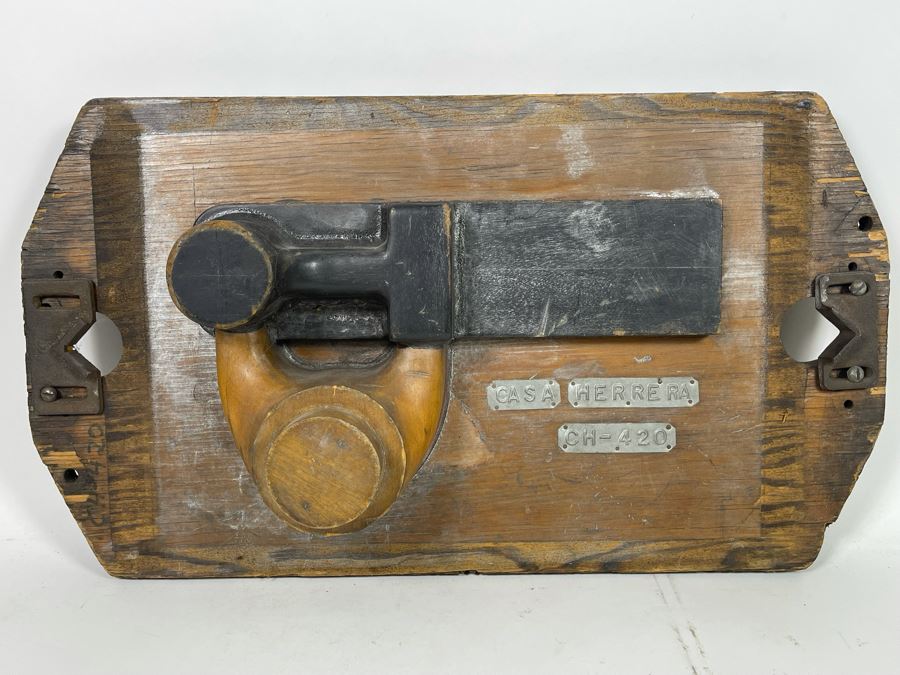 Wooden 3-D Molds Wall Plaque Casa Herrera 25 X 14 [Photo 2]
