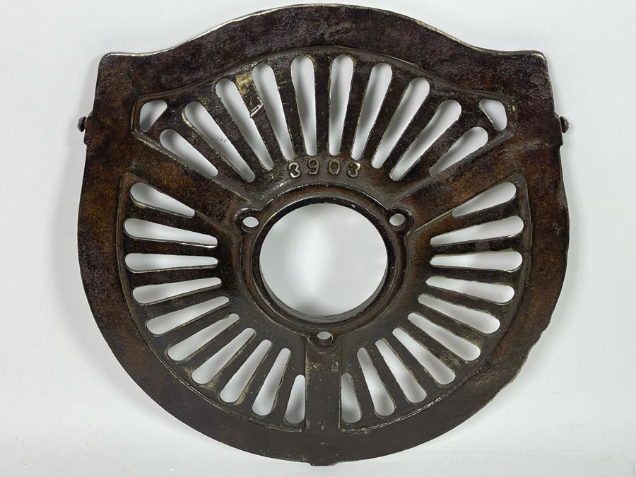 Industrial Cast Iron Metal Part Wall Sculpture 13 X 13 [Photo 2]