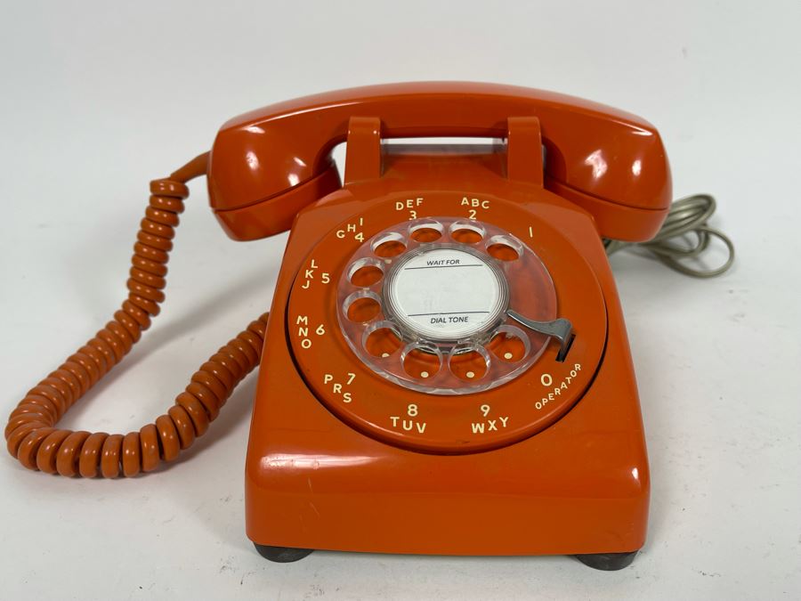 Mid-Century Stromberg-Carlson Electric Rotary Dial Telephone [Photo 2]