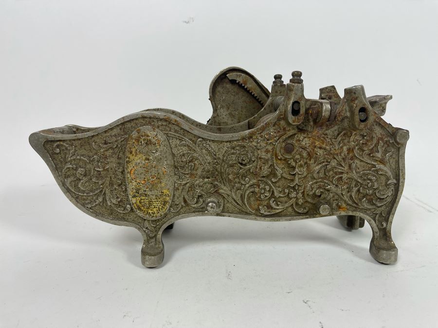 Antique Gummed Tape Machine Dispenser 13.5W X 5.5D X 7H [Photo 3]