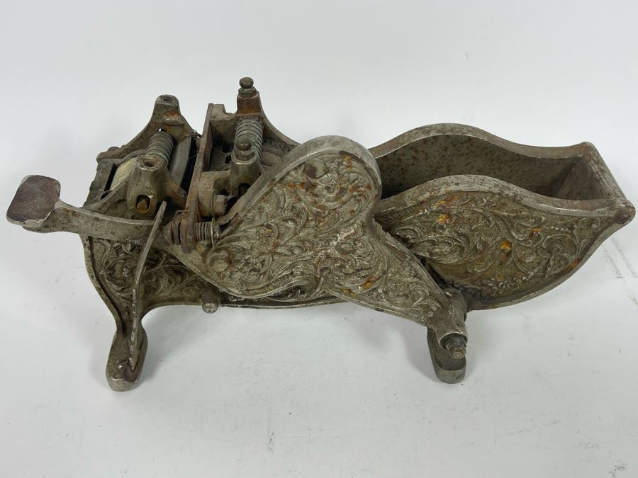 Antique Gummed Tape Machine Dispenser 13.5W X 5.5D X 7H [Photo 13]