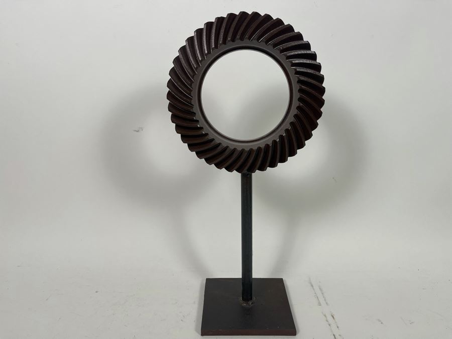Industrial Gear Sculpture 8W X 5D X 16H [Photo 3]