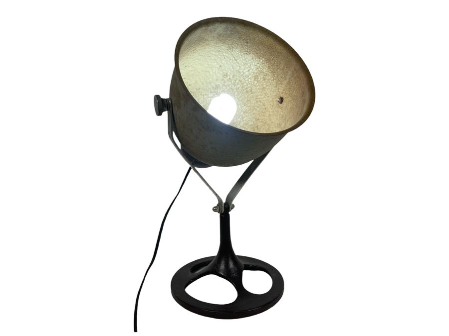 Industrial Lamp  [Photo 2]