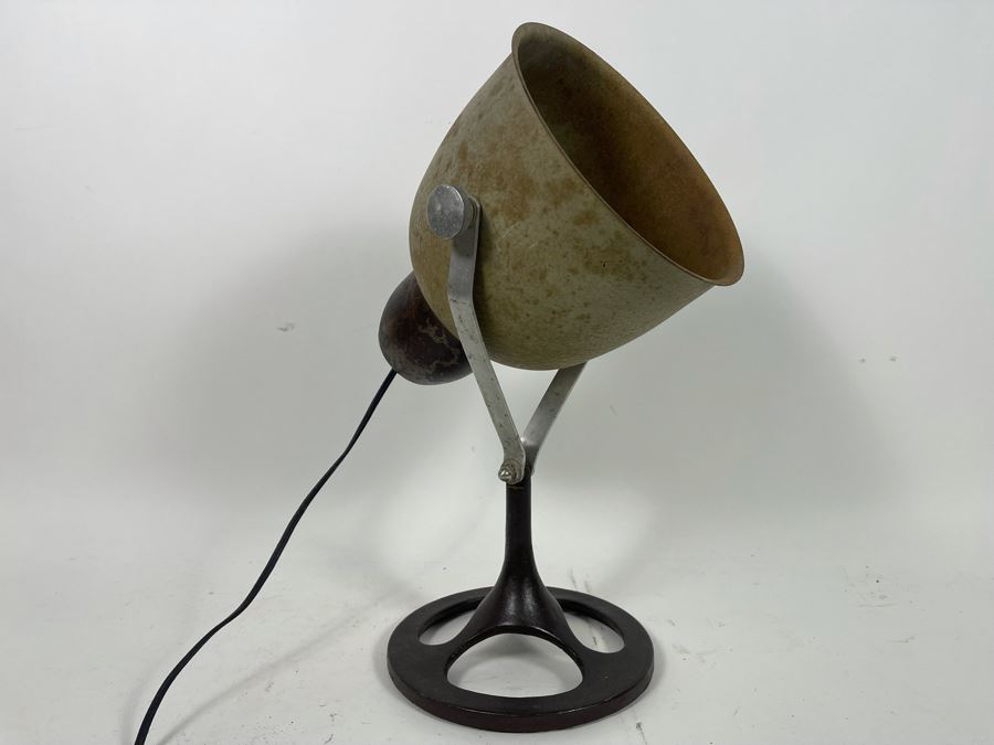 Industrial Lamp  [Photo 5]