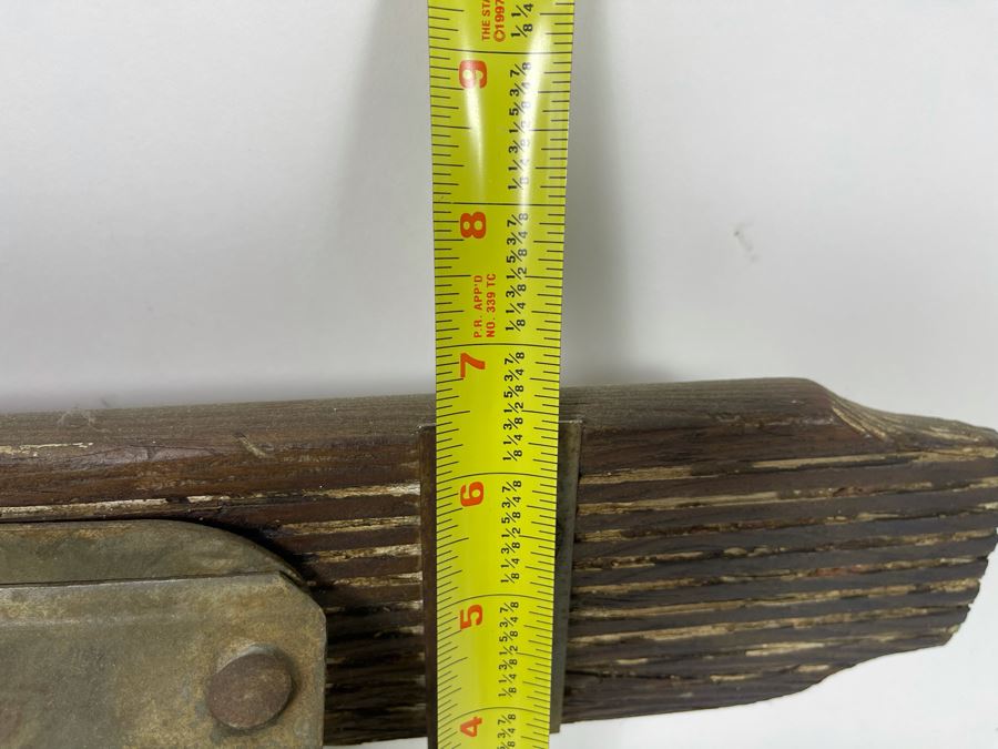 Vintage Metal Wall Mount Wash Basin 22.5W X 6.5H [Photo 8]