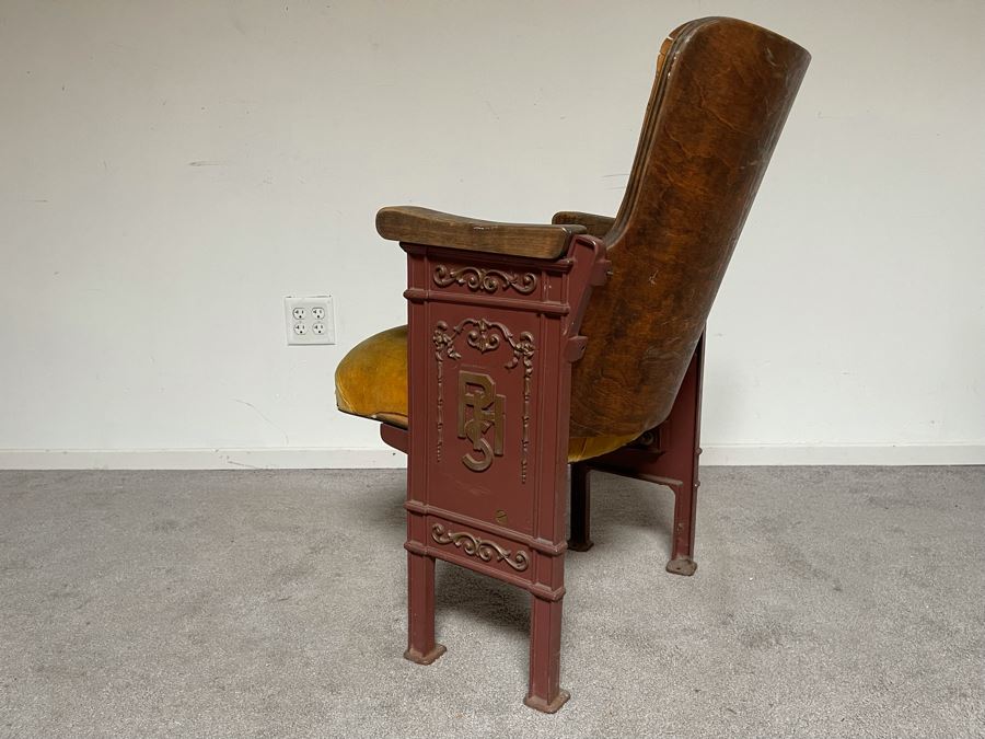 Old Cast Iron And Wood Theatre Seat Needs Restoration 19W X 18D X 32H [Photo 10]
