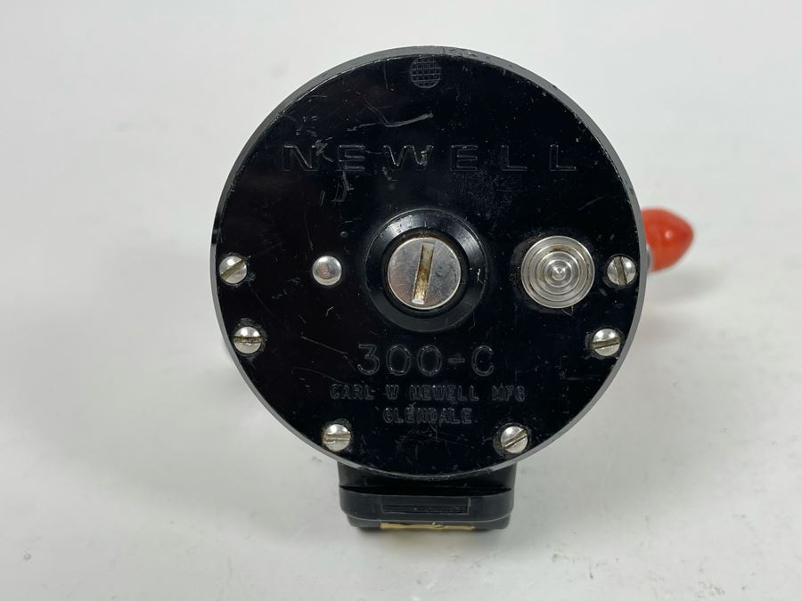 Newell Fishing Reel 300-C [Photo 6]