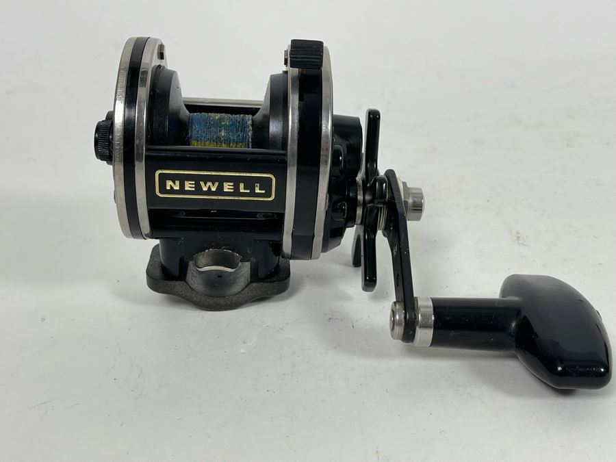 Newell Graphite Fishing Reel C220-5 [Photo 5]