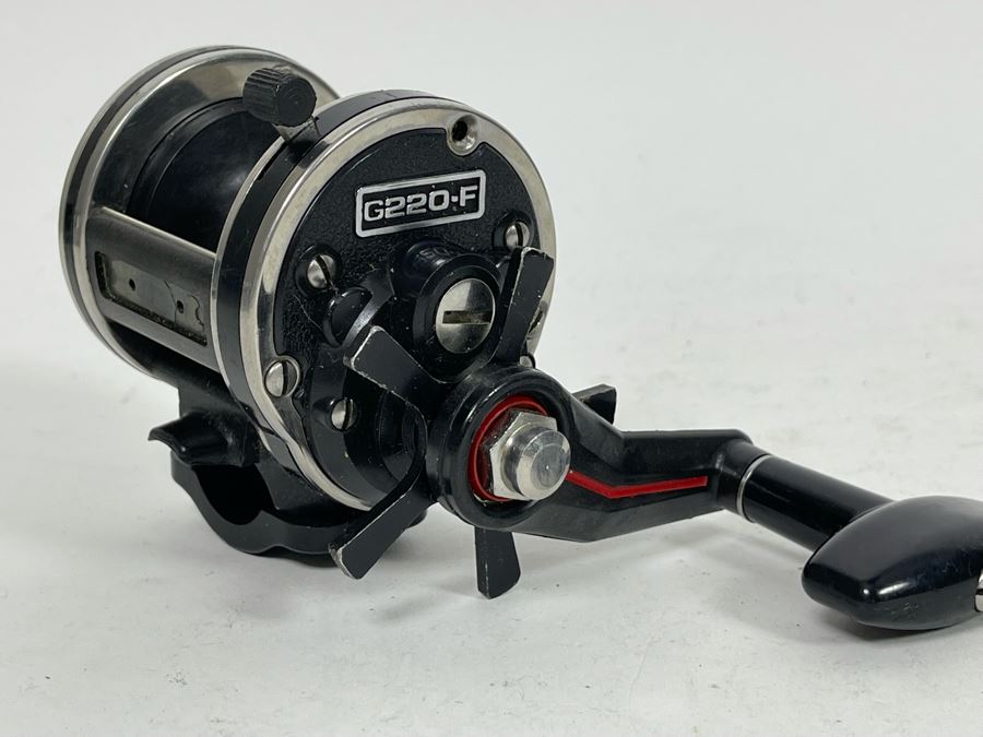 Newell Fishing Reel G220-F [Photo 2]