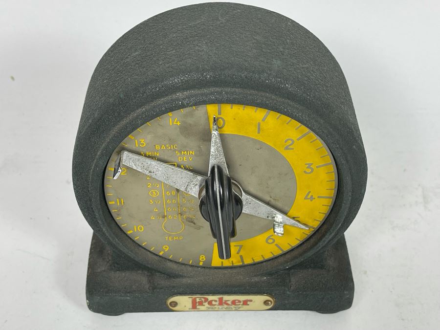 Vintage Cast Iron Picker X-Ray Darkroom Timer Working 5W X 2.5D X 5.5H [Photo 7]