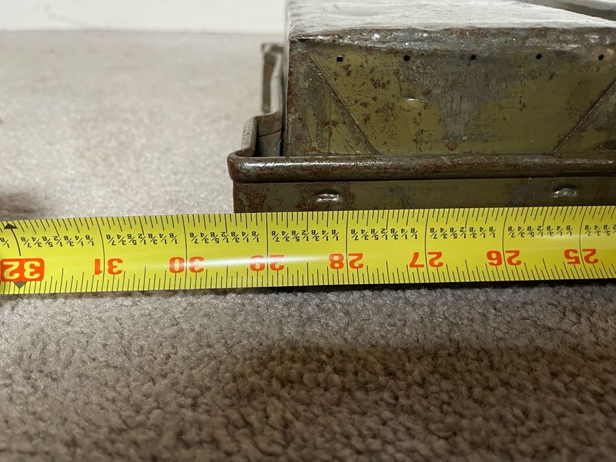 Painted 5-Loaf Bread Baking Pans Industrial Wall Decor 29.5W X 9D X 3H [Photo 9]