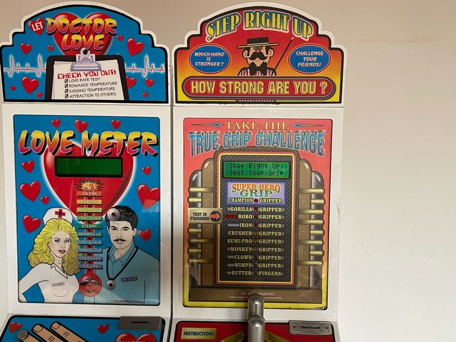 Coin-Operated Love Meter And True Grip Challenge Machines With Metal Stand Working Battery Operated [Photo 10]