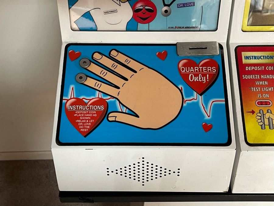 Coin-Operated Love Meter And True Grip Challenge Machines With Metal Stand Working Battery Operated [Photo 8]