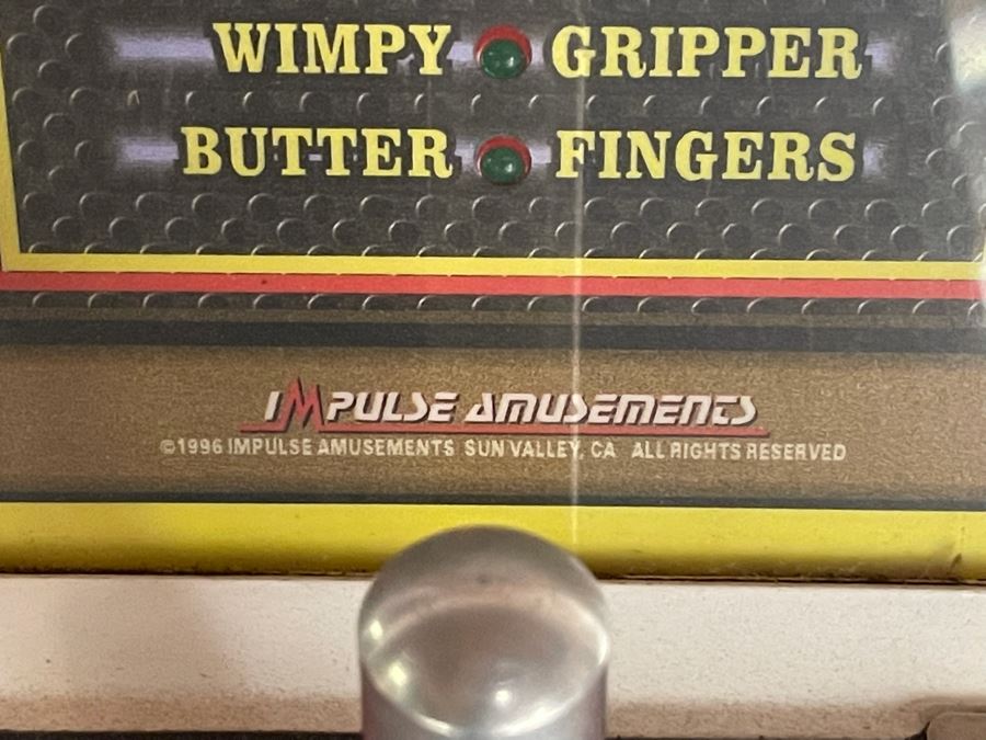 Coin-Operated Love Meter And True Grip Challenge Machines With Metal Stand Working Battery Operated [Photo 15]