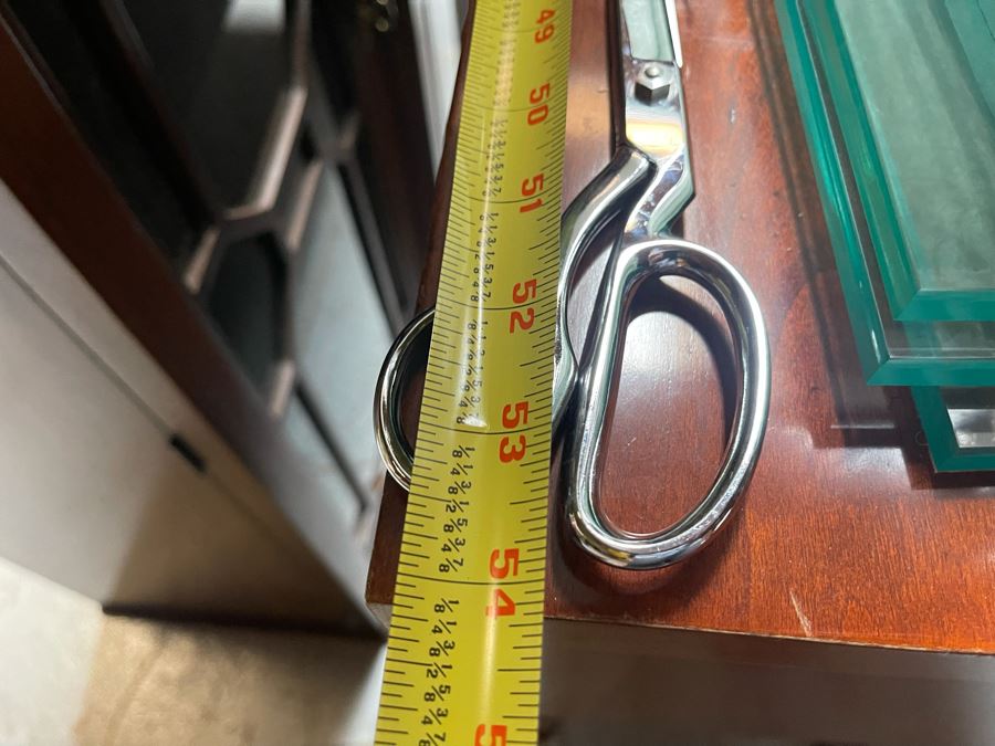 Baker Furniture Milling Road Elegant Wooden Server Buffet [Photo 2]