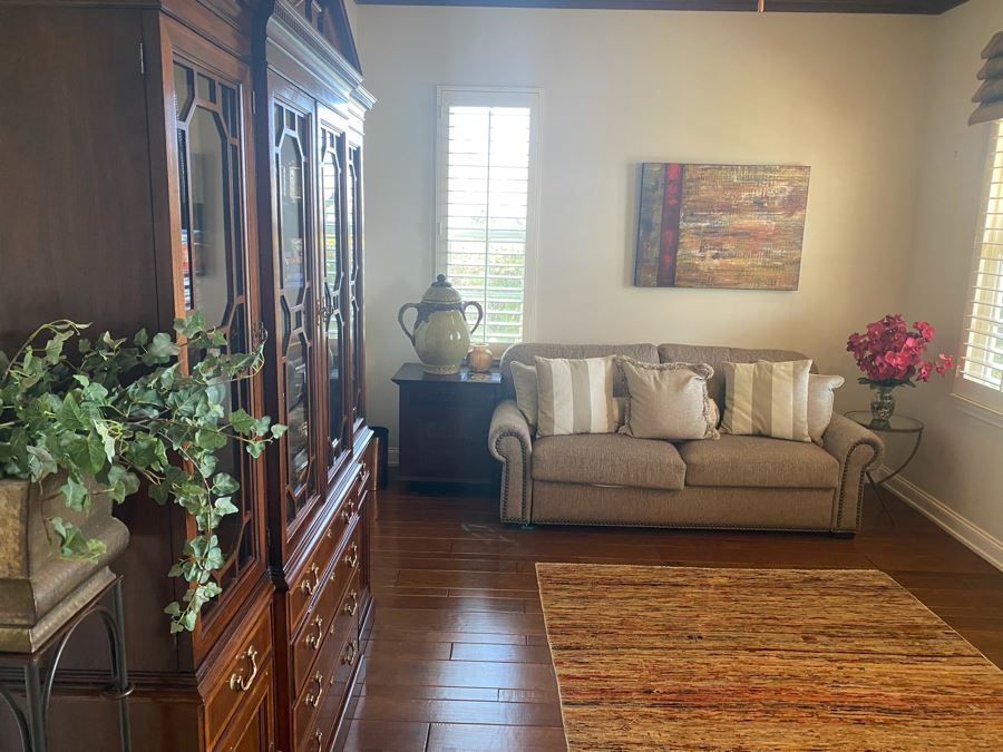 White Furniture Mahogany Breakfront Bookcase Or China Cabinet 69W X 17D X 89H [Photo 3]