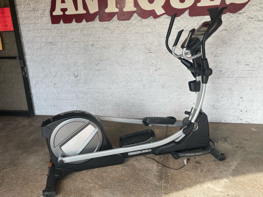 NordicTrack Spacesaver SE9i Elliptical Commercial Grade Stair Stepper Like New Retails $1,299 [Photo 9]