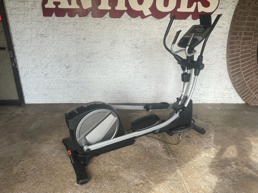 NordicTrack Spacesaver SE9i Elliptical Commercial Grade Stair Stepper Like New Retails $1,299 [Photo 2]