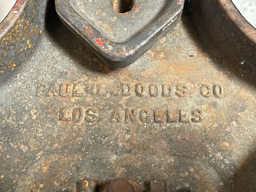 Old Cast Iron Table Base From Paul L Dodds Co Los Angeles 28H [Photo 9]