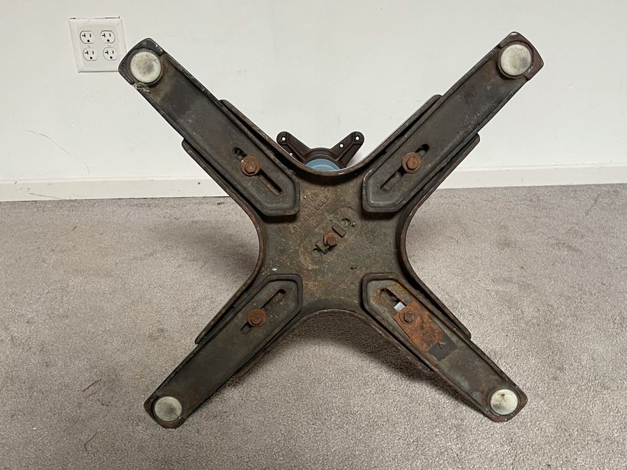 Old Cast Iron Table Base From Paul L Dodds Co Los Angeles 28H [Photo 8]