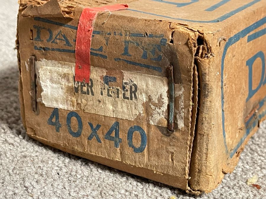 New Old Stock Da-Lite Movie Projection Screen 40 X 40 [Photo 4]