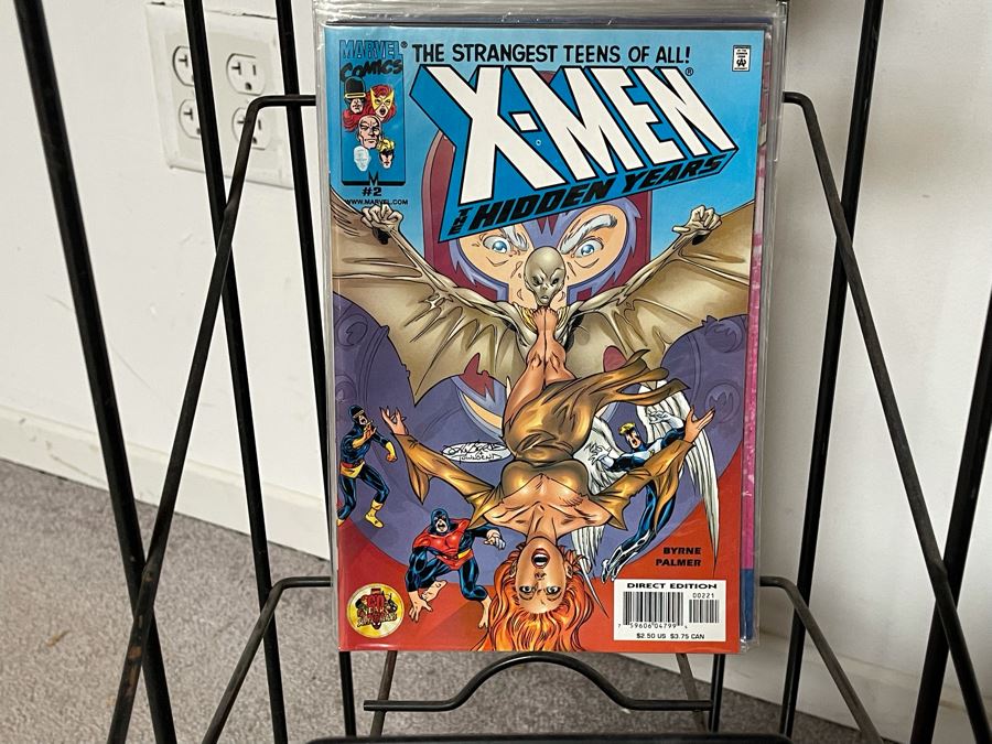 Metal Farrago Comics Store Rack Stand With Collection Of Vintage Comic Books - See Photos 9.5W X 36H [Photo 13]