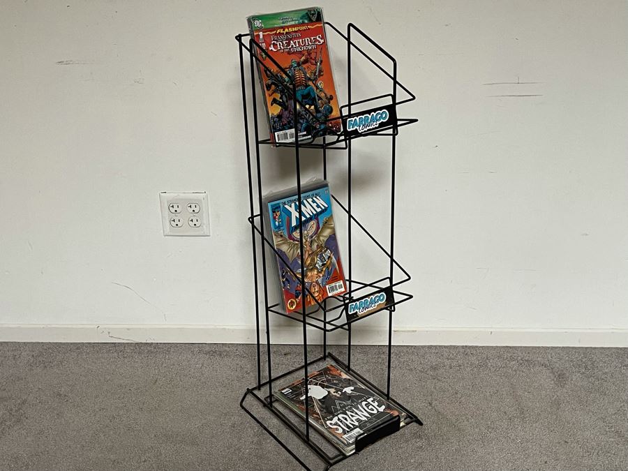 Metal Farrago Comics Store Rack Stand With Collection Of Vintage Comic Books - See Photos 9.5W X 36H [Photo 6]