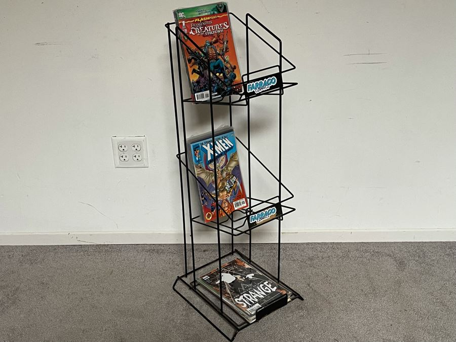 Metal Farrago Comics Store Rack Stand With Collection Of Vintage Comic Books - See Photos 9.5W X 36H [Photo 5]