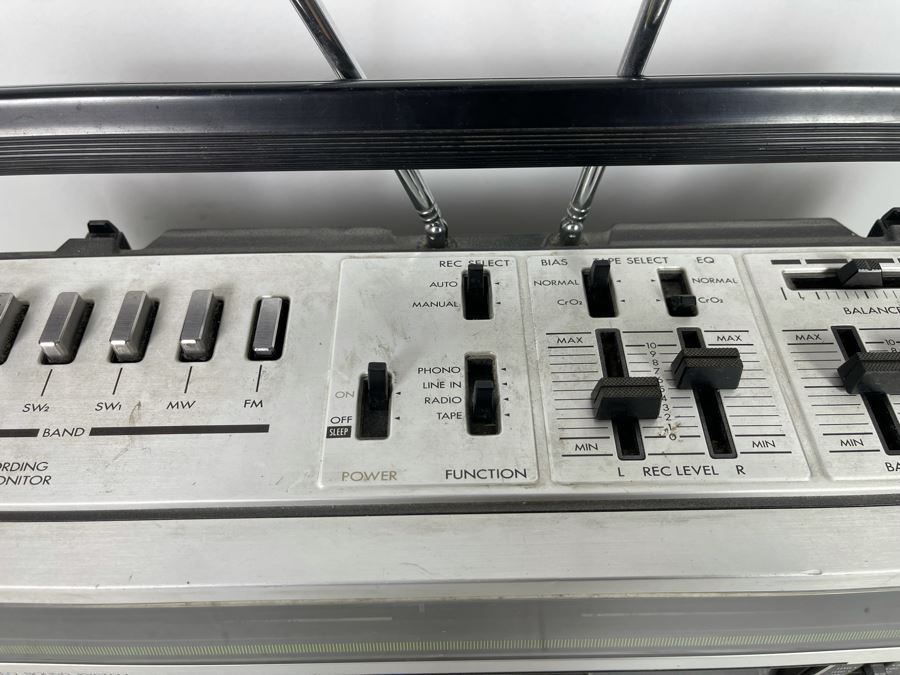 JVC Stereo Radio Cassette Recorder Portable Boombox (Works Part Of The Time - May Need Servicing) 19.5W X 5.5D X 12.5H [Photo 6]