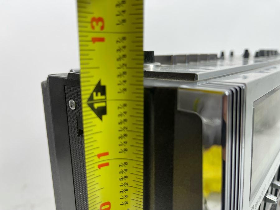 JVC Stereo Radio Cassette Recorder Portable Boombox (Works Part Of The Time - May Need Servicing) 19.5W X 5.5D X 12.5H [Photo 17]