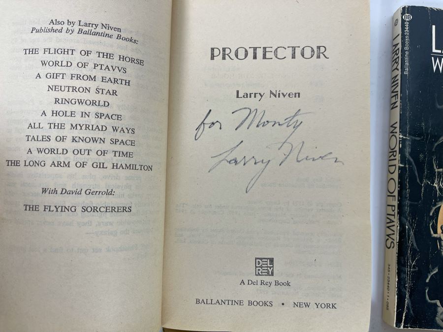(4) Signed Larry Niven Science Fiction Paperback Books [Photo 3]