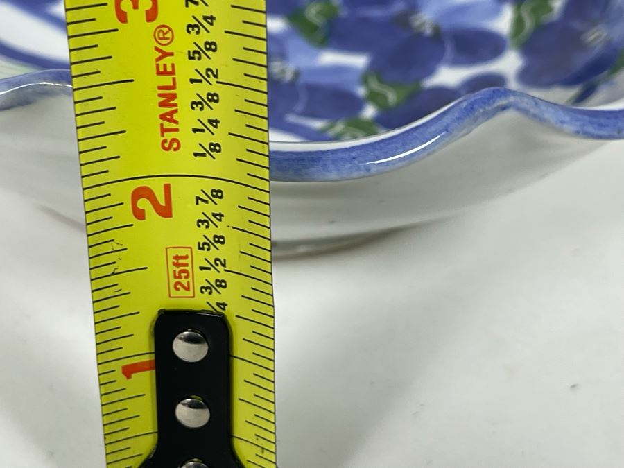 Signed Porcelain Dish 8R [Photo 9]