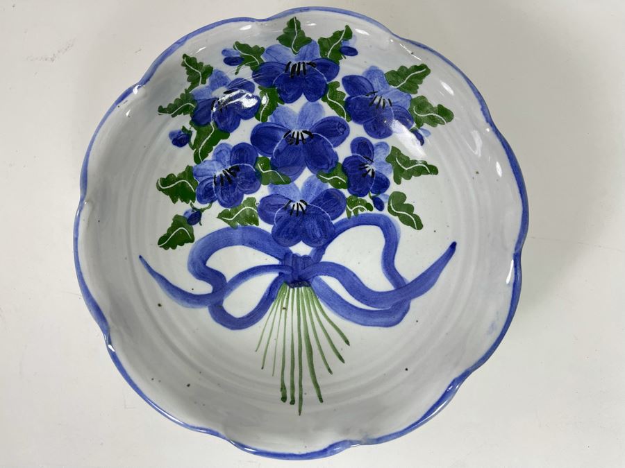 Signed Porcelain Dish 8R [Photo 3]