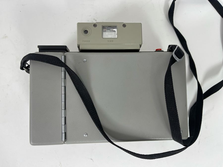 Vintage Polaroid Automatic Land Camera With Manual Model 420 [Photo 7]