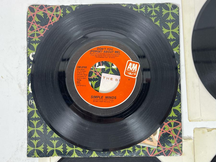 45s Vinyl Records: Simple Minds, The Doors, The Beatles, Jefferson Airplane [Photo 11]