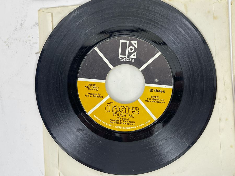 45s Vinyl Records: Simple Minds, The Doors, The Beatles, Jefferson Airplane [Photo 7]