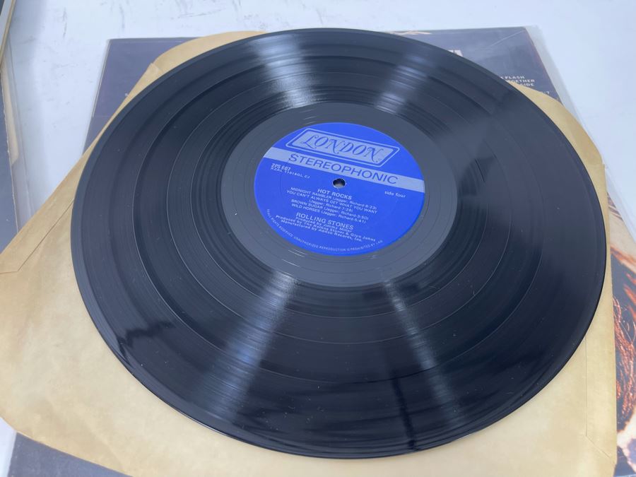 (4) Vinyl Records: Kiss, The Beatles, The Rolling Stones And The Cars [Photo 12]