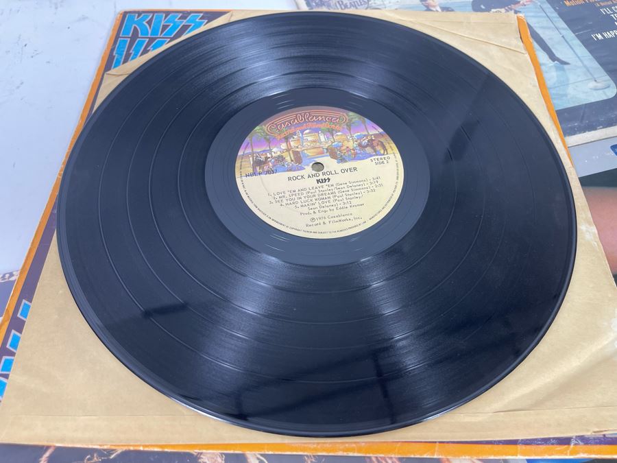 (4) Vinyl Records: Kiss, The Beatles, The Rolling Stones And The Cars [Photo 3]