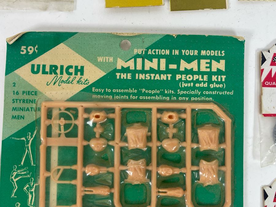 Collection Of Various Slot Model Car Parts [Photo 9]