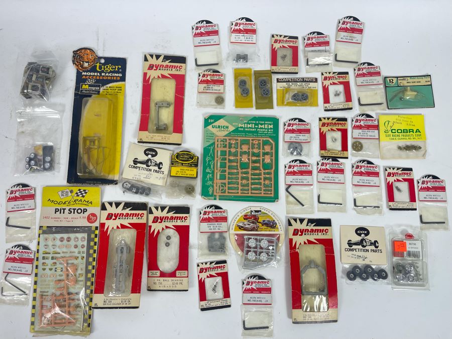Collection Of Various Slot Model Car Parts [Photo 1]