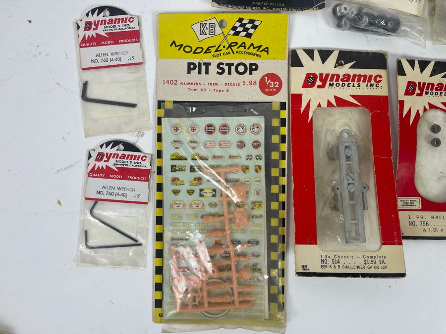 Collection Of Various Slot Model Car Parts [Photo 3]