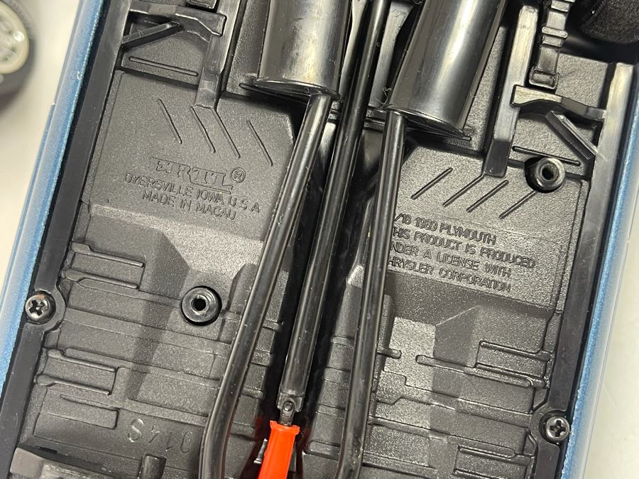 Five Diecast Cars: ERTL, Mattel Hot Wheels [Photo 12]