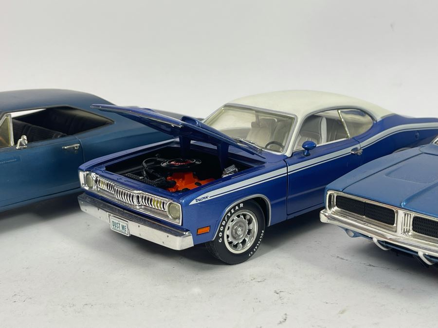 Five Diecast Cars: ERTL, Mattel Hot Wheels [Photo 7]