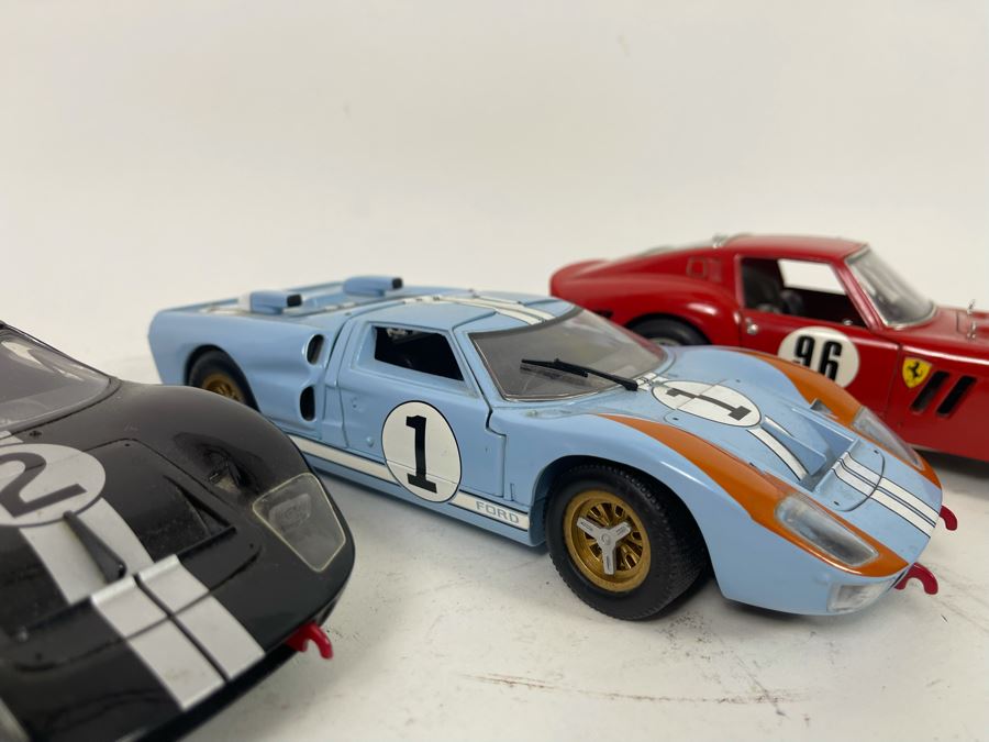 Three Diecast Cars [Photo 5]