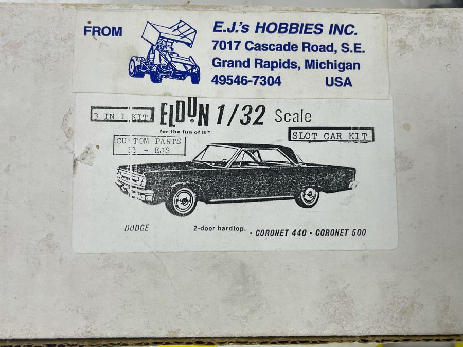 Various Slot Car Parts [Photo 16]