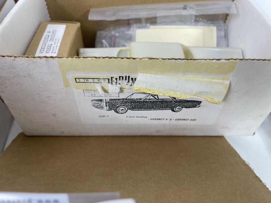 Various Slot Car Parts [Photo 10]