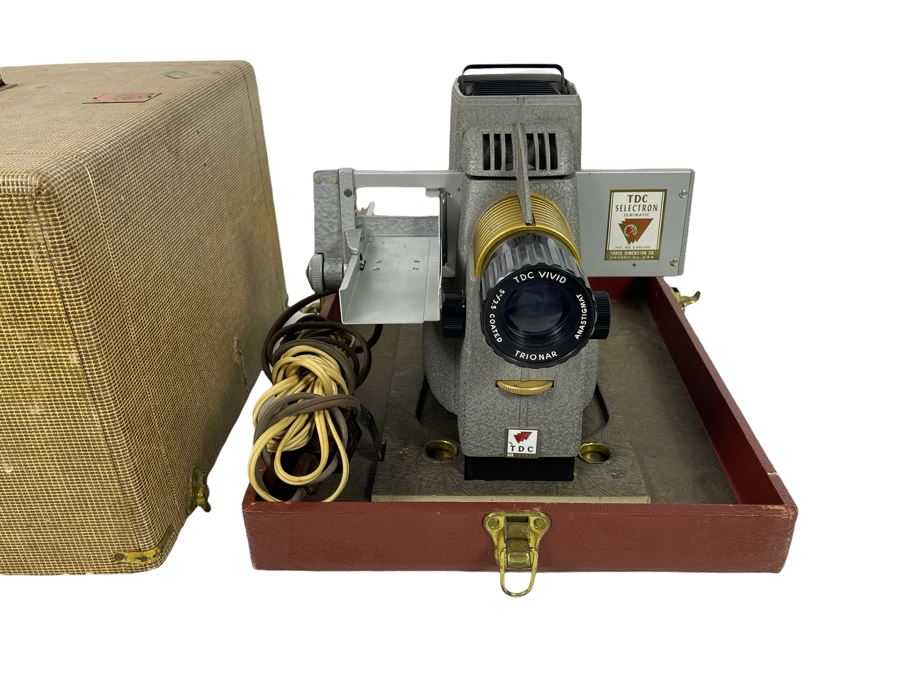 Vintage Streamliner 500 Slide Projector By Three Dimension Co TDC 15W X 12.5D X 11.5H [Photo 1]